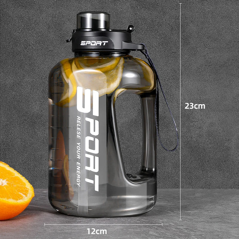 Garrafa Esportiva Grande Capacidade 1.2L/1.7L/2.5L – Potente e À Prova de Vazamentos, Ideal para Treinos